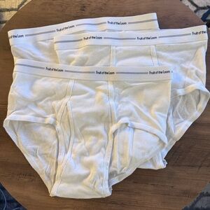 Vintage Fruit of the Loom Men's White Briefs